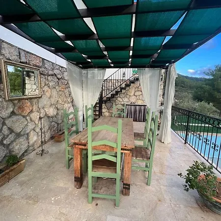Yesiluzumlu 3+1 * Fethiye